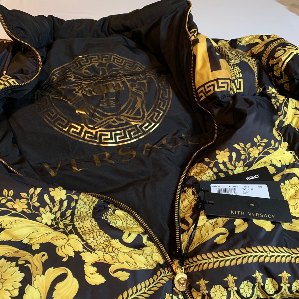 Kith x Versace Reversible Down Puffer Jacket - Picture 2 of 8